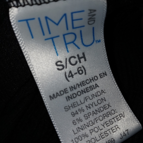 Scalloped Edge Bathing Suit, Black, Time and Tru size S (4-6) - Picture 14 of 16